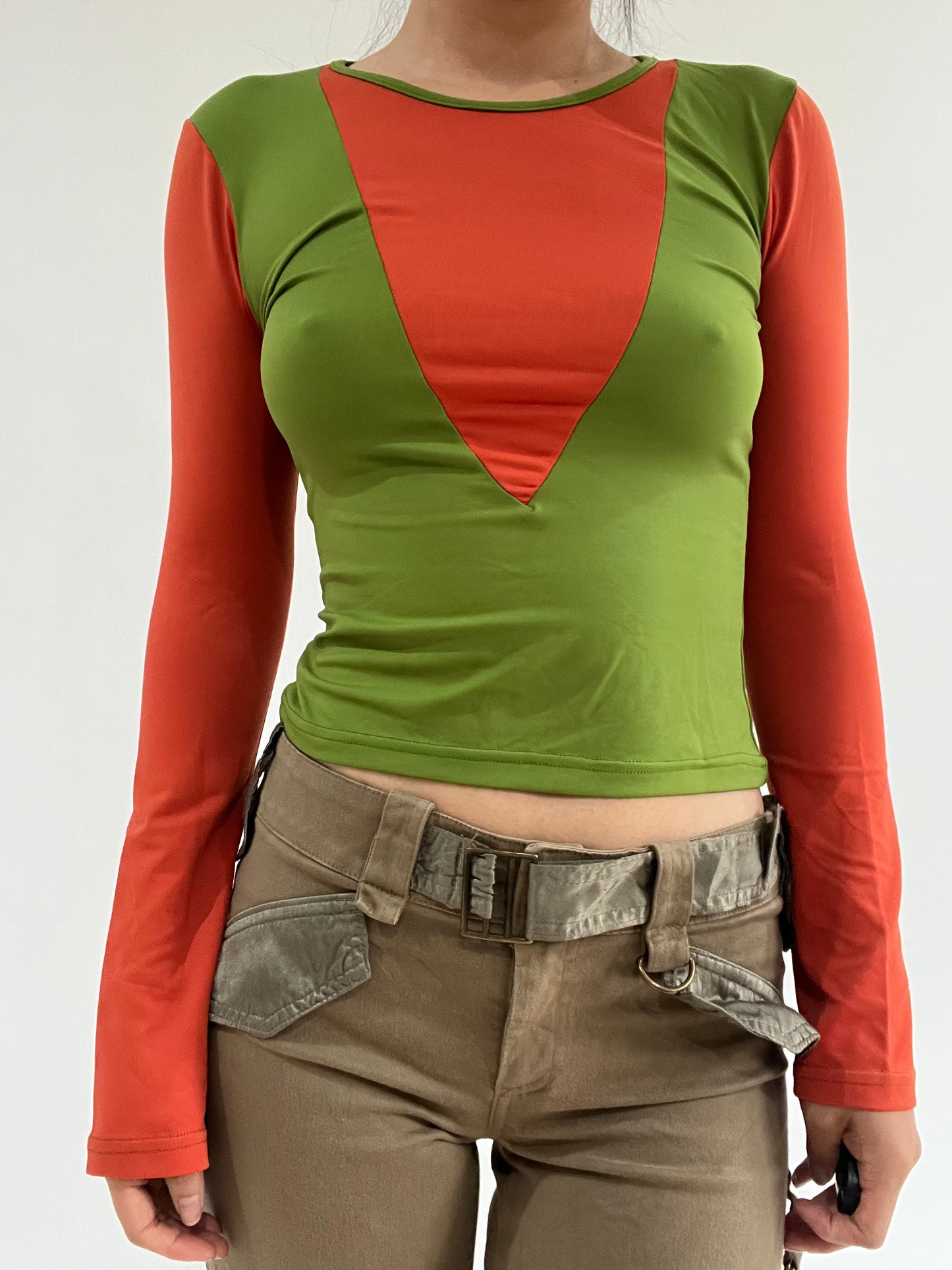 ‼️ | small orange long sleeve top with green vest overlay detail