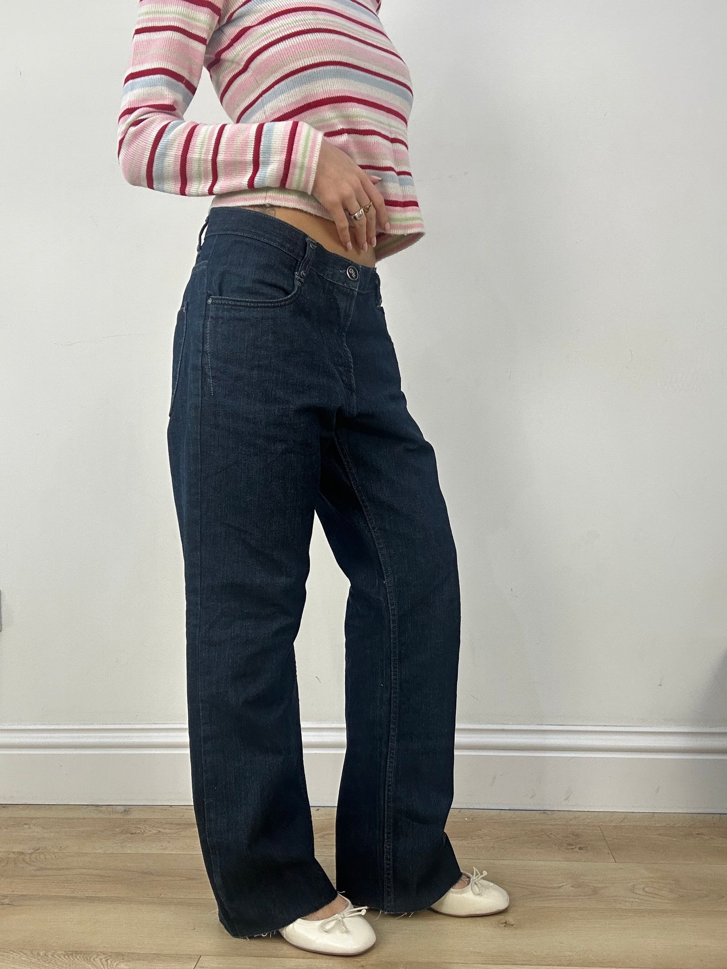 countryside | large dark wash jeans