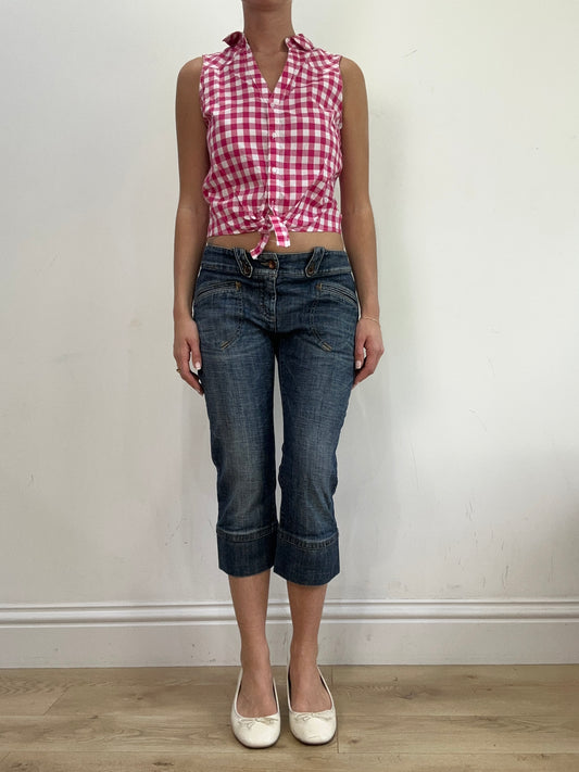 BEST PICKS | small white and pink gingham sleeveless shirt