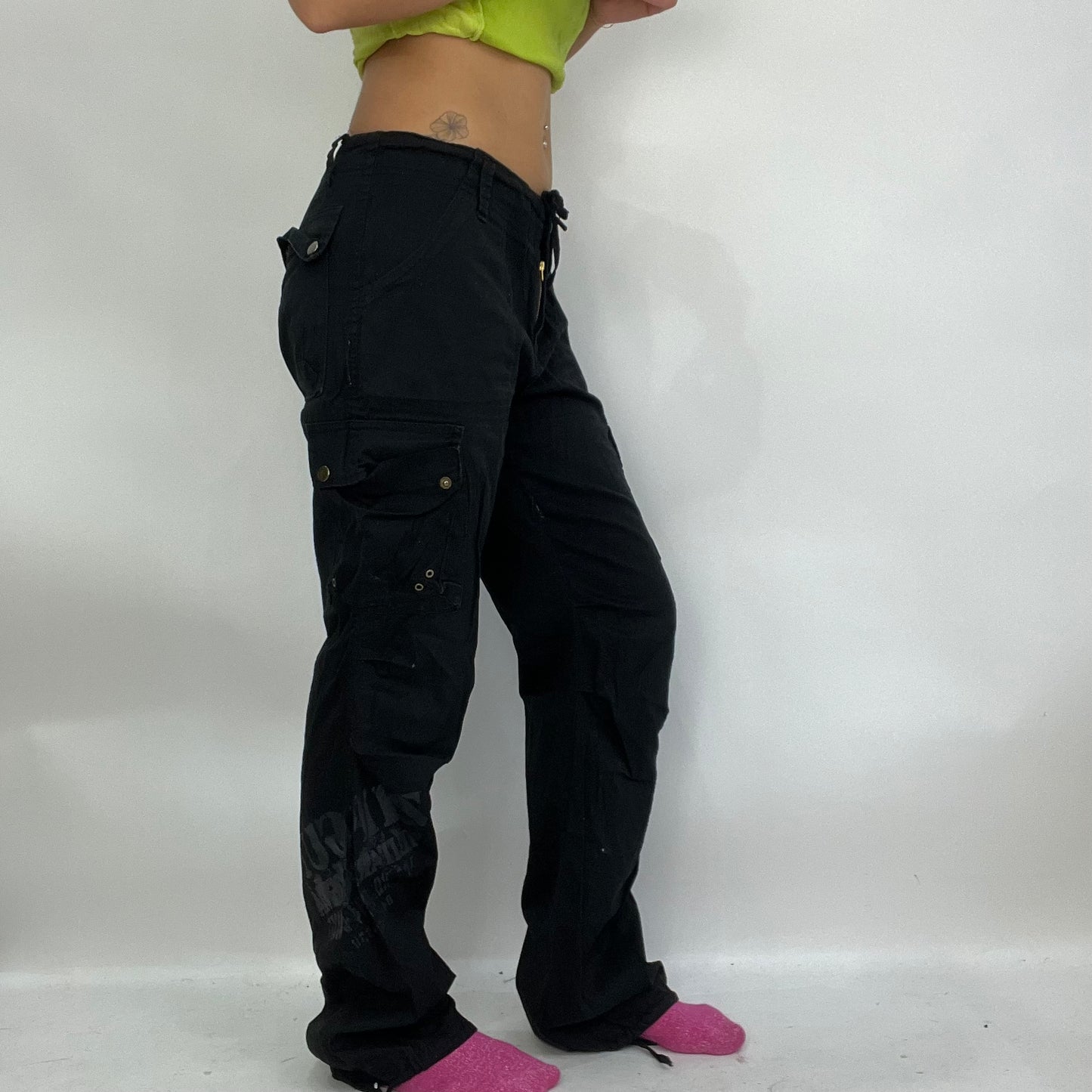 💚 SUMMER ‘IT GIRL’ DROP | small black graphic cargo trousers
