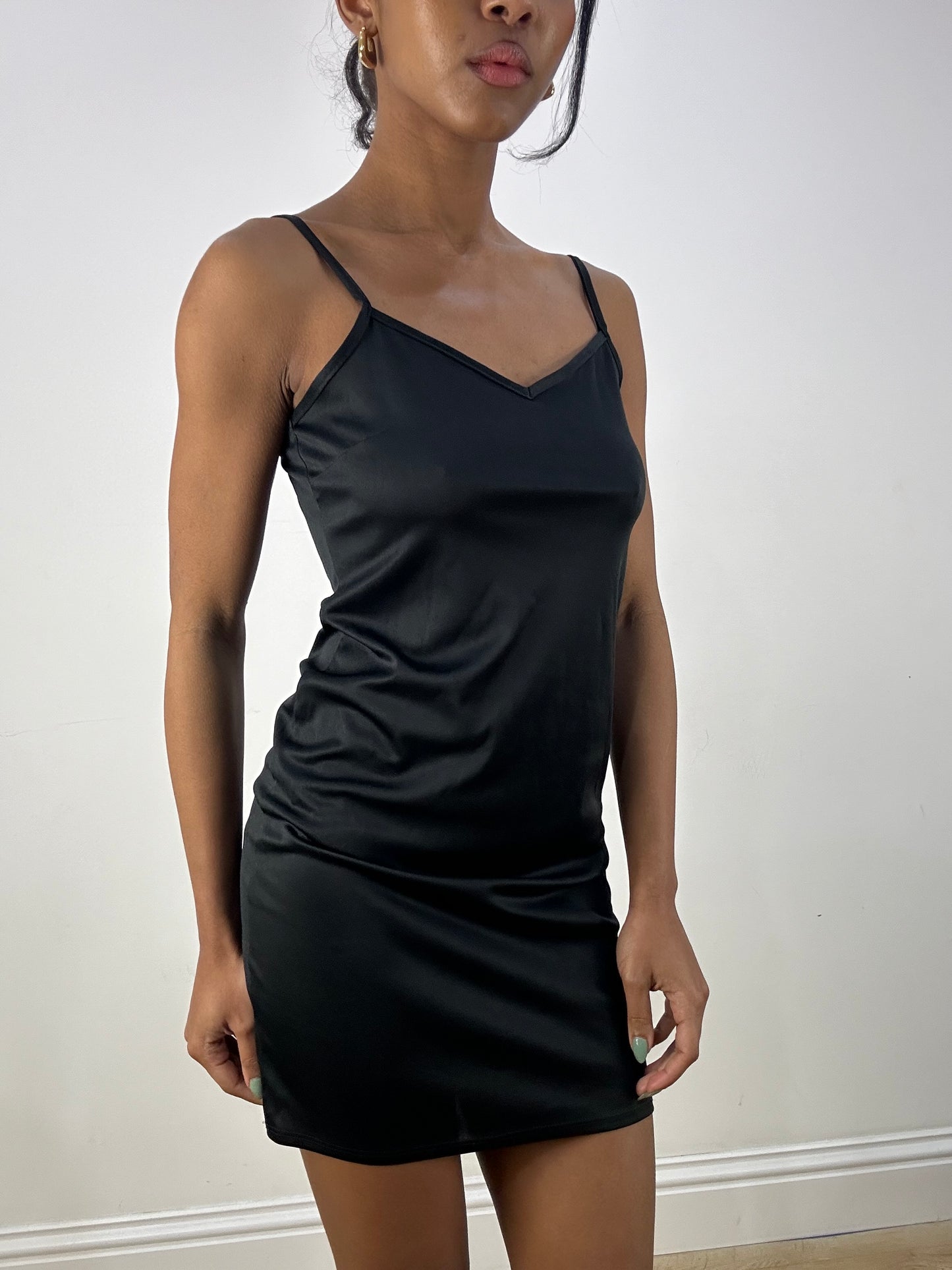 MOB WIFE DROP | small black mini dress with v neckline