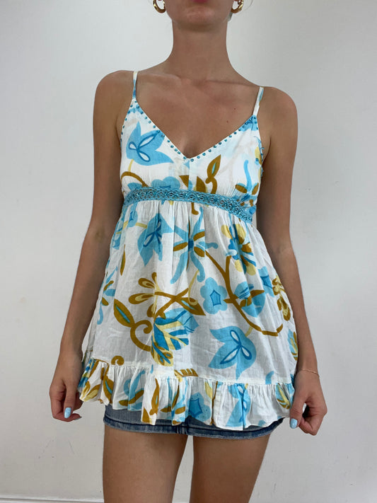 💻🩵 vintage edit twenty eight | small white and blue linen cami with floral print