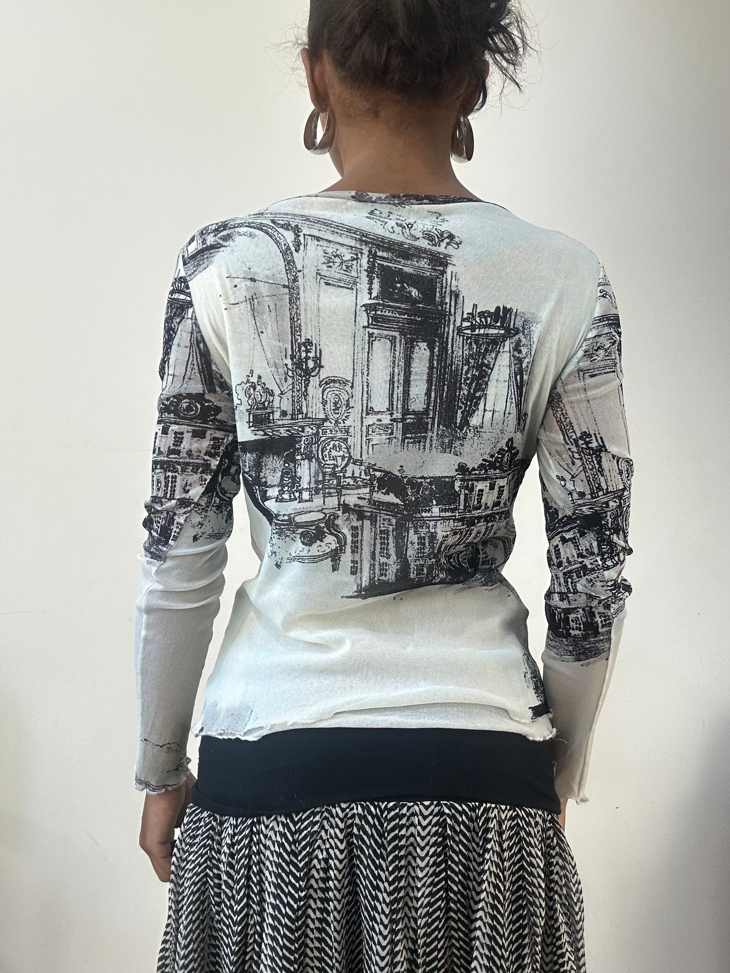 AUTUMN EDIT | medium white long sleeve top with mesh overlay