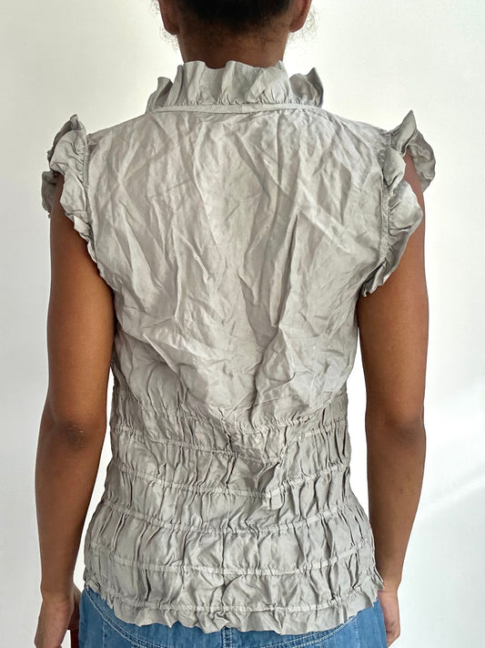 summermaxxing drop | small grey ruffle button up top