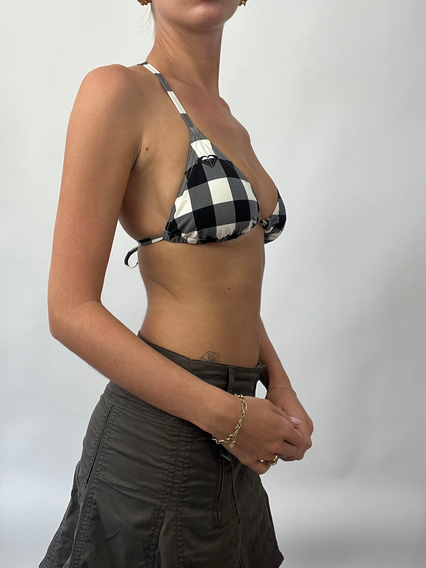 BRAT GIRL SUMMER DROP | medium roxy black and white checkered bikini top