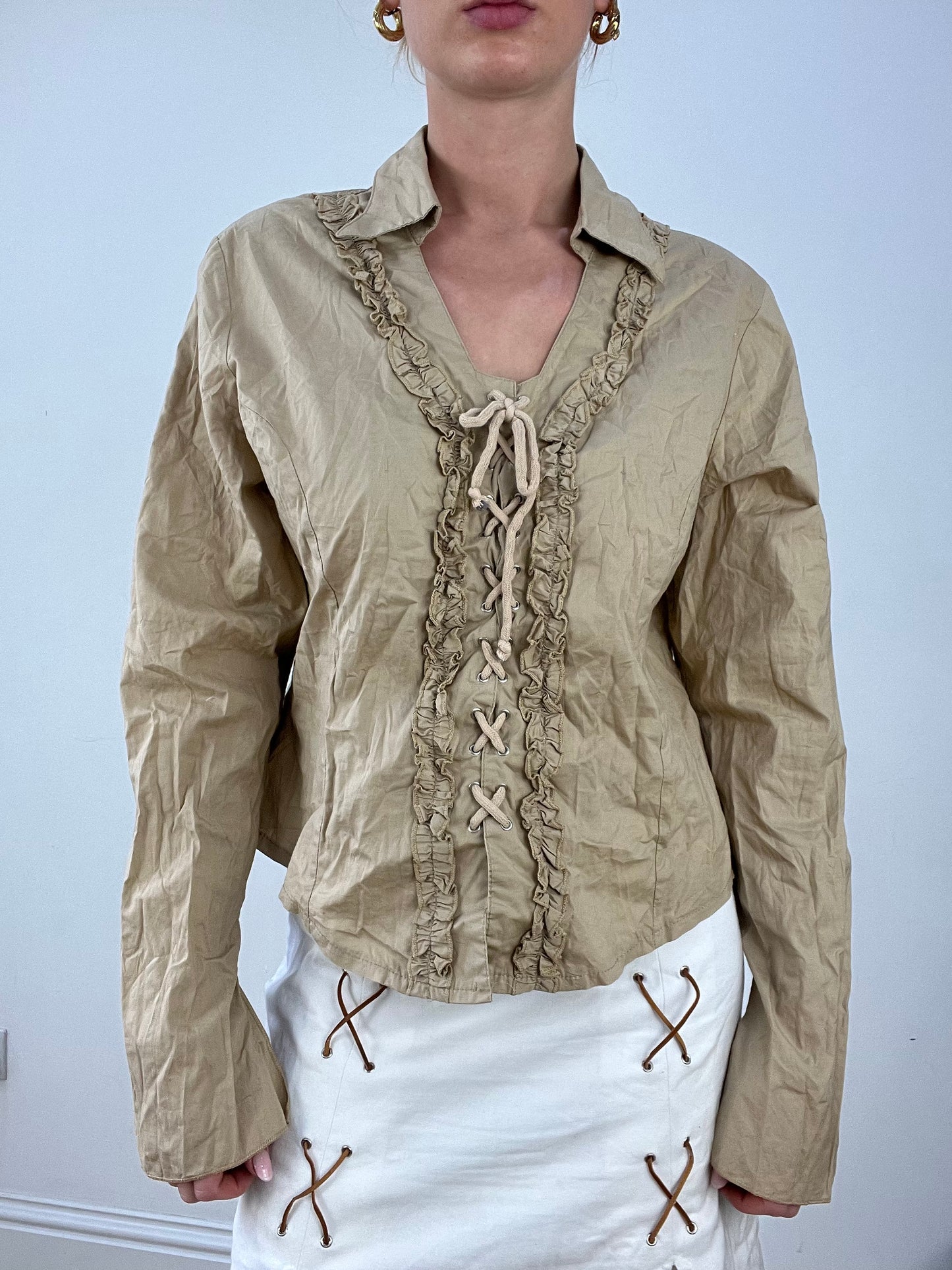 countryside | medium beige long sleeve shirt
