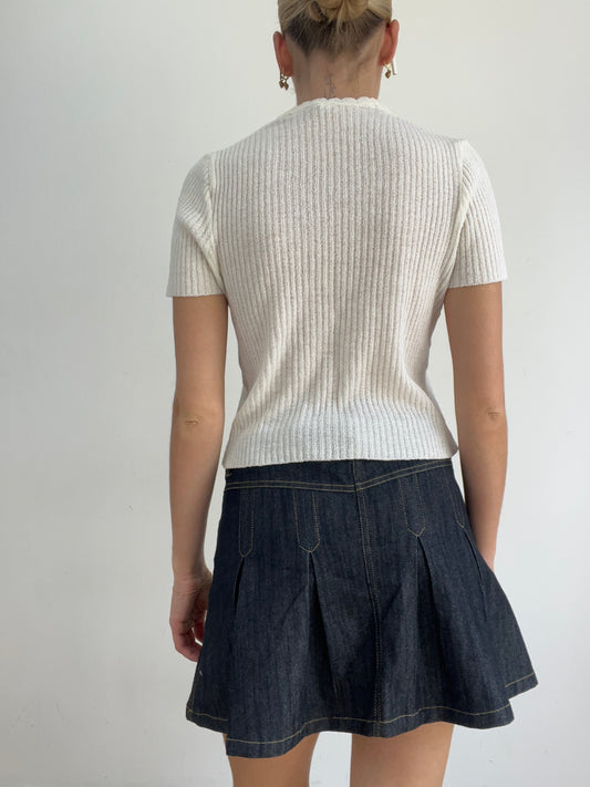 BEST PICKS | small white knitted short sleeve top