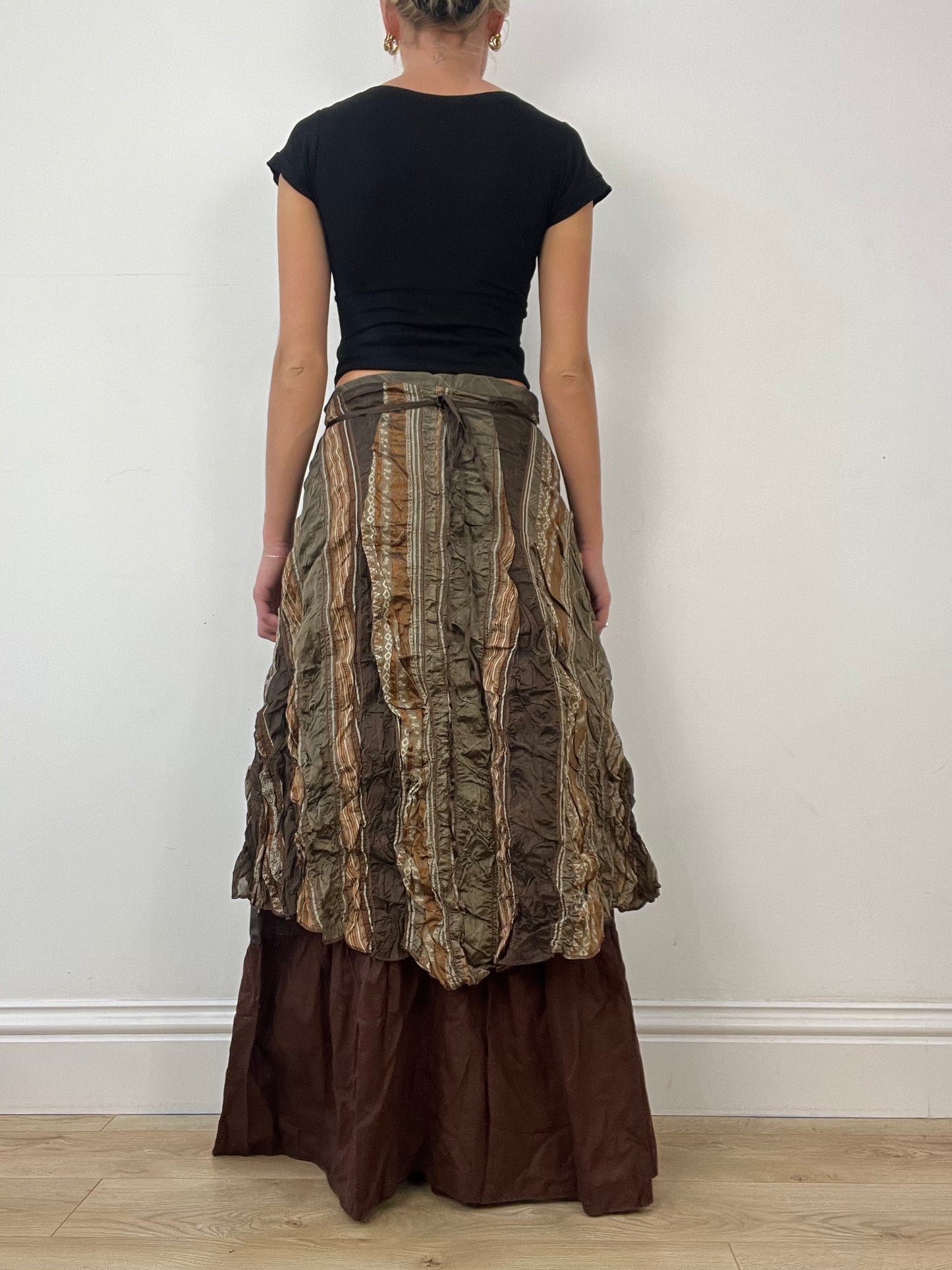 💻AUTUMN ESSENTIALS | large brown maxi skirt with paisley print overlay