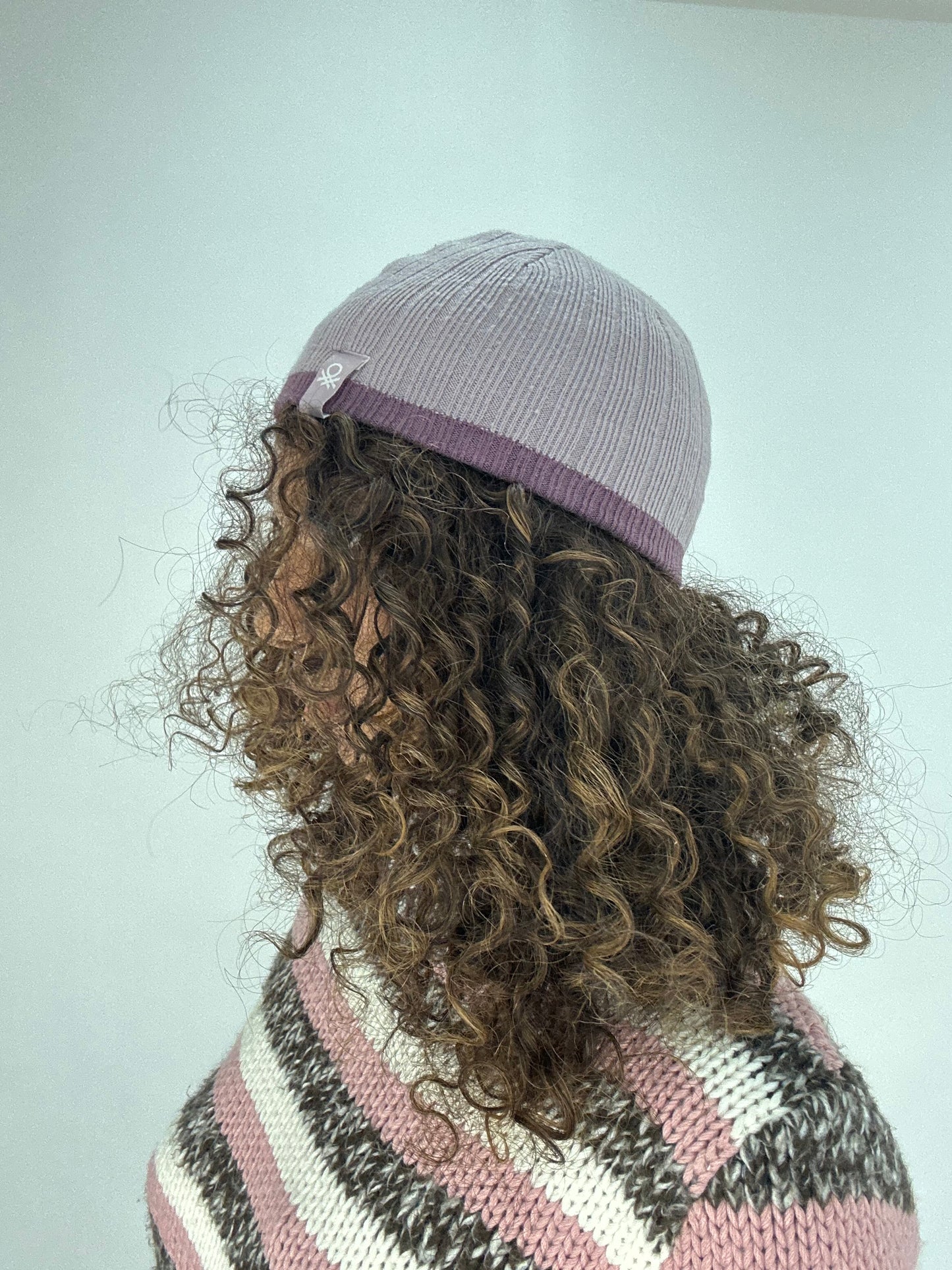 WINTER FAVOURITES | lilac pink united colours of benetton beanie with purple trim