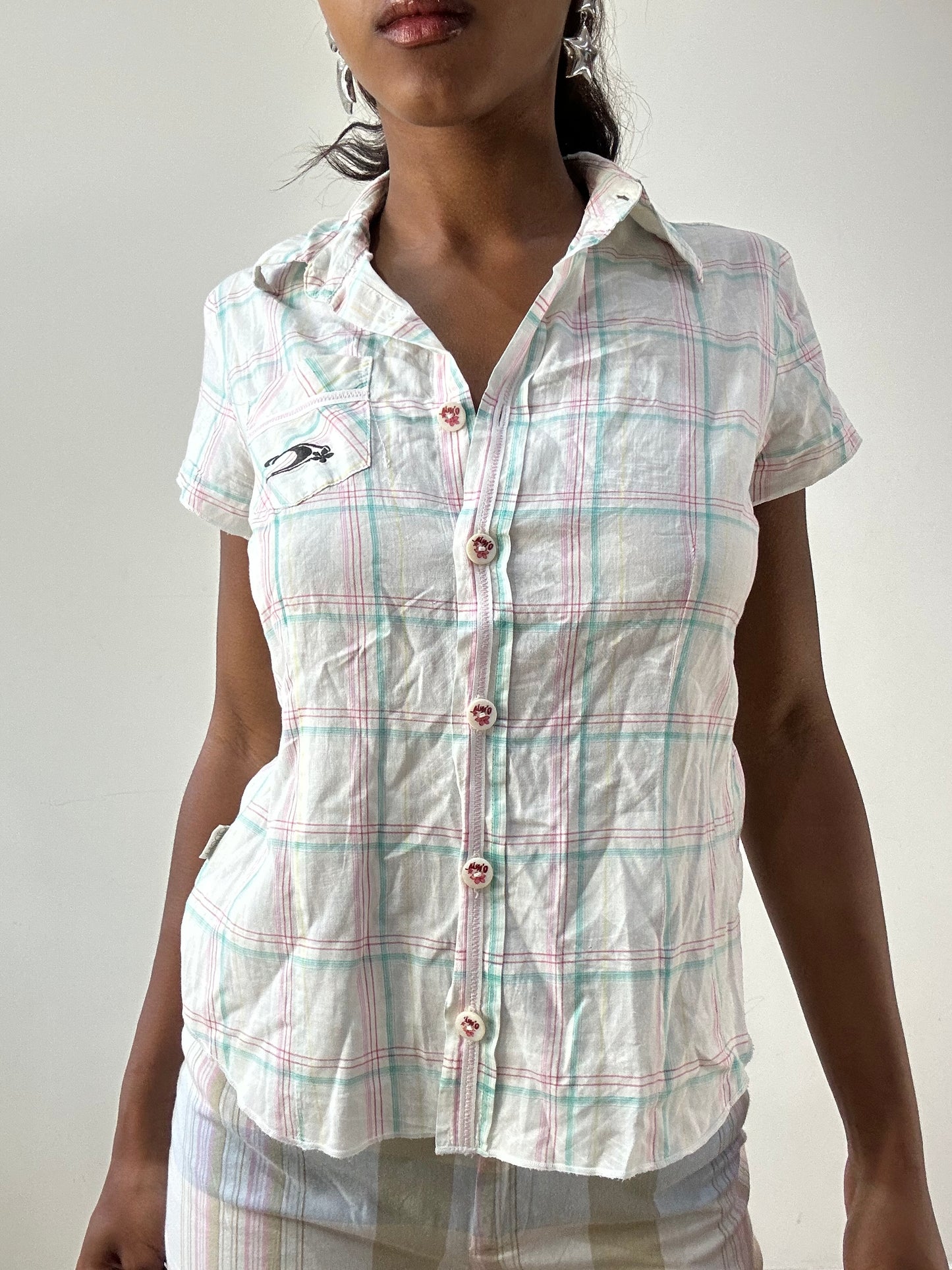 BEST PICKS | small white o’neill shirt with plaid print