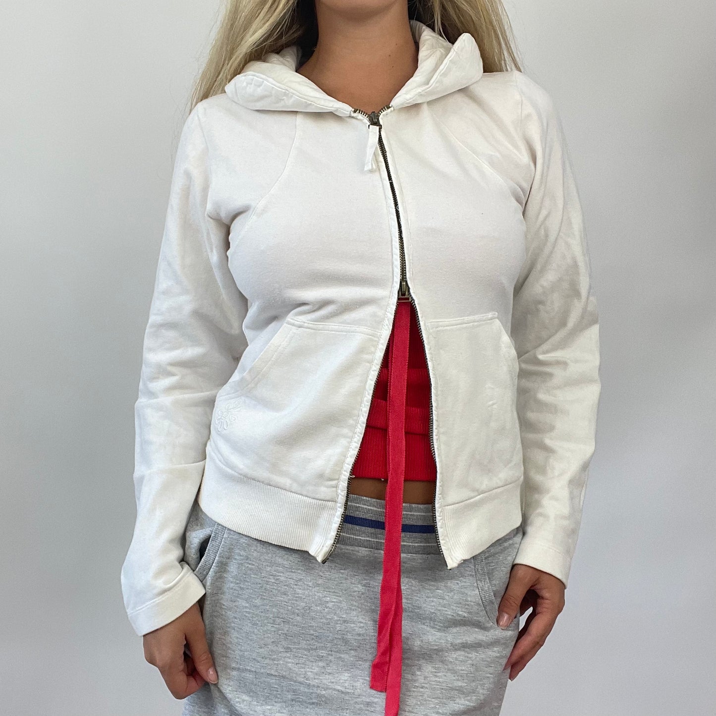 AMELIA GRAY DROP | small white dual zip jumper with hood