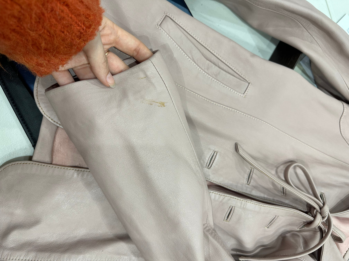 VINTAGE GEMS DROP | small rosy beige faux leather jacket with bow detail