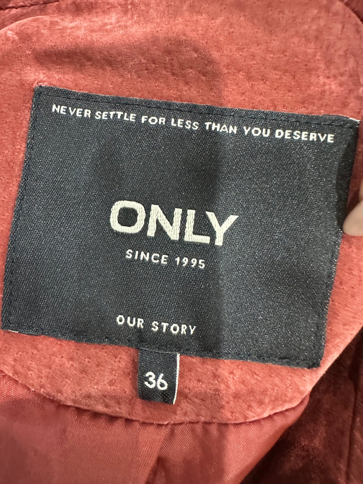 vintage edit: indie sleaze | small pink cropped leather jacket