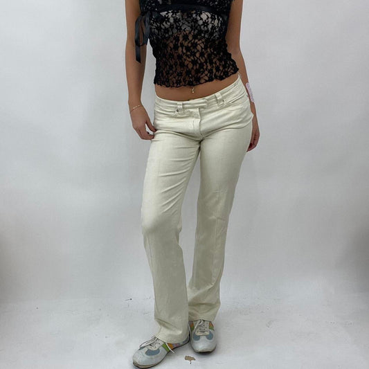 BEST PICKS, NORDIC STREET STYLE l small cream d&g trousers