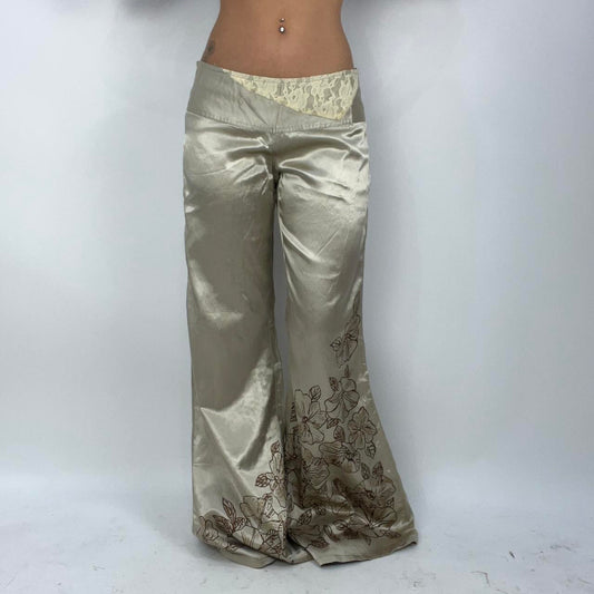 💻‼️ #05 champagne gold satiny trousers with flower detailing