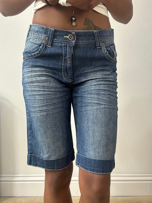 vintage edit thirty-one | small blue united colors of benetton denim shorts