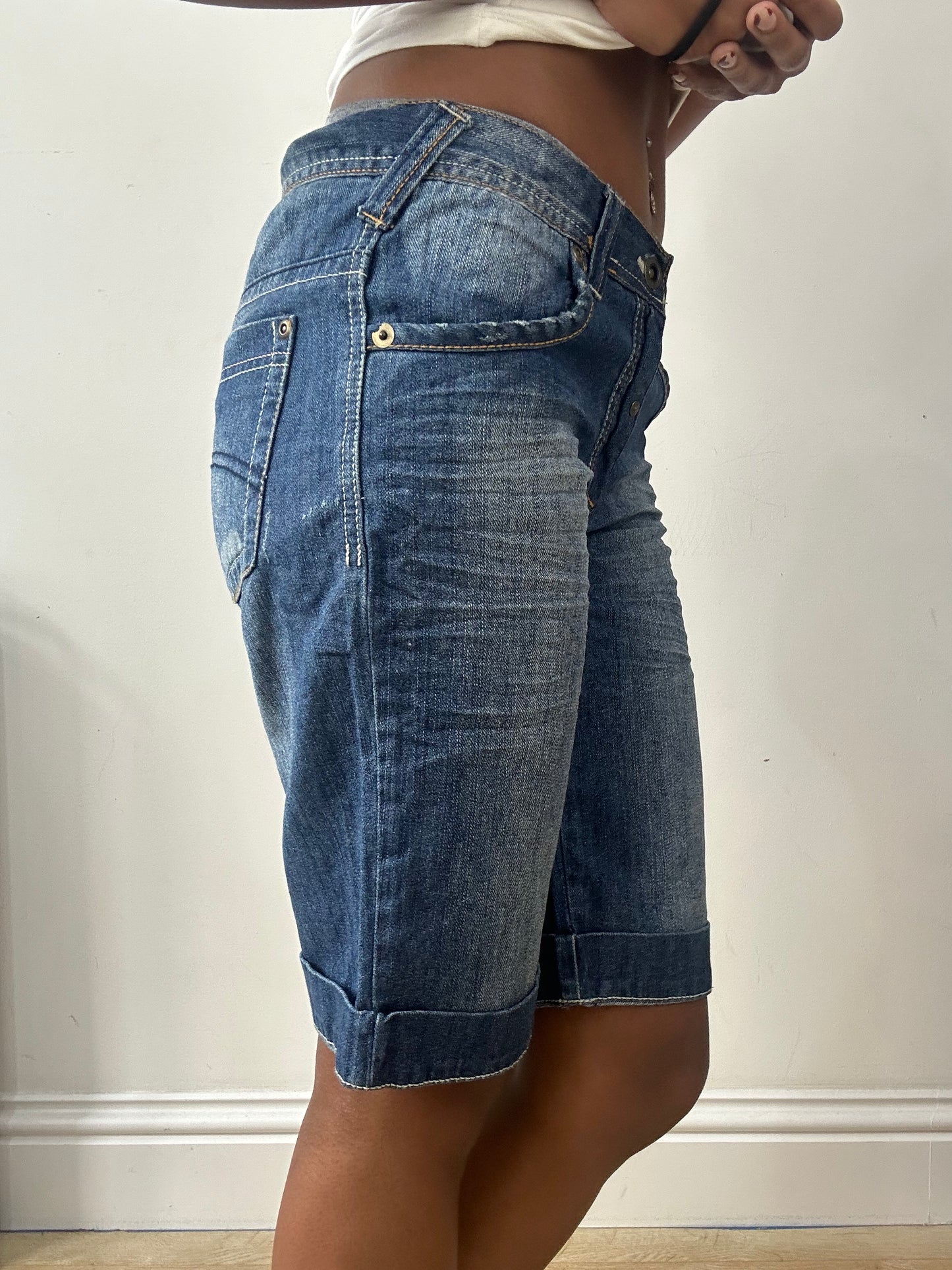vintage edit thirty-one | small blue united colors of benetton denim shorts