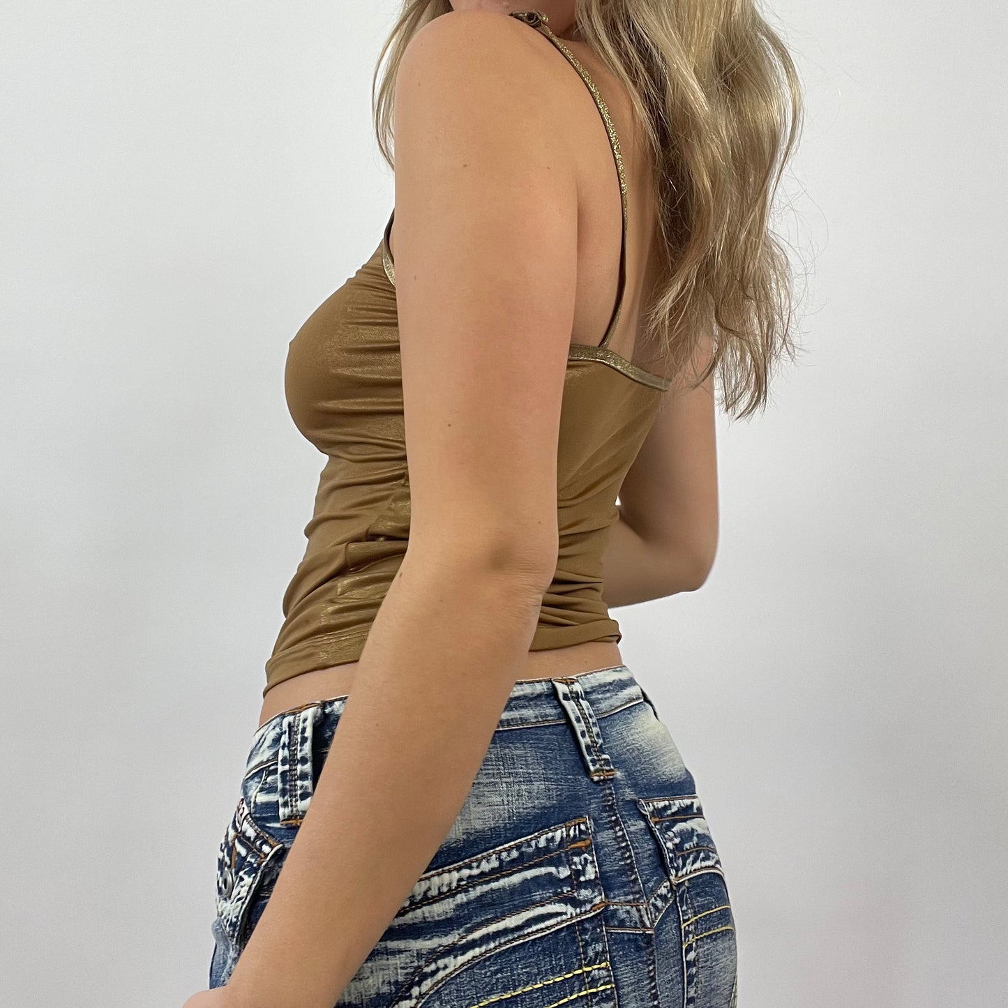 JEANS AND A NICE TOP DROP | small brown metallic cami top