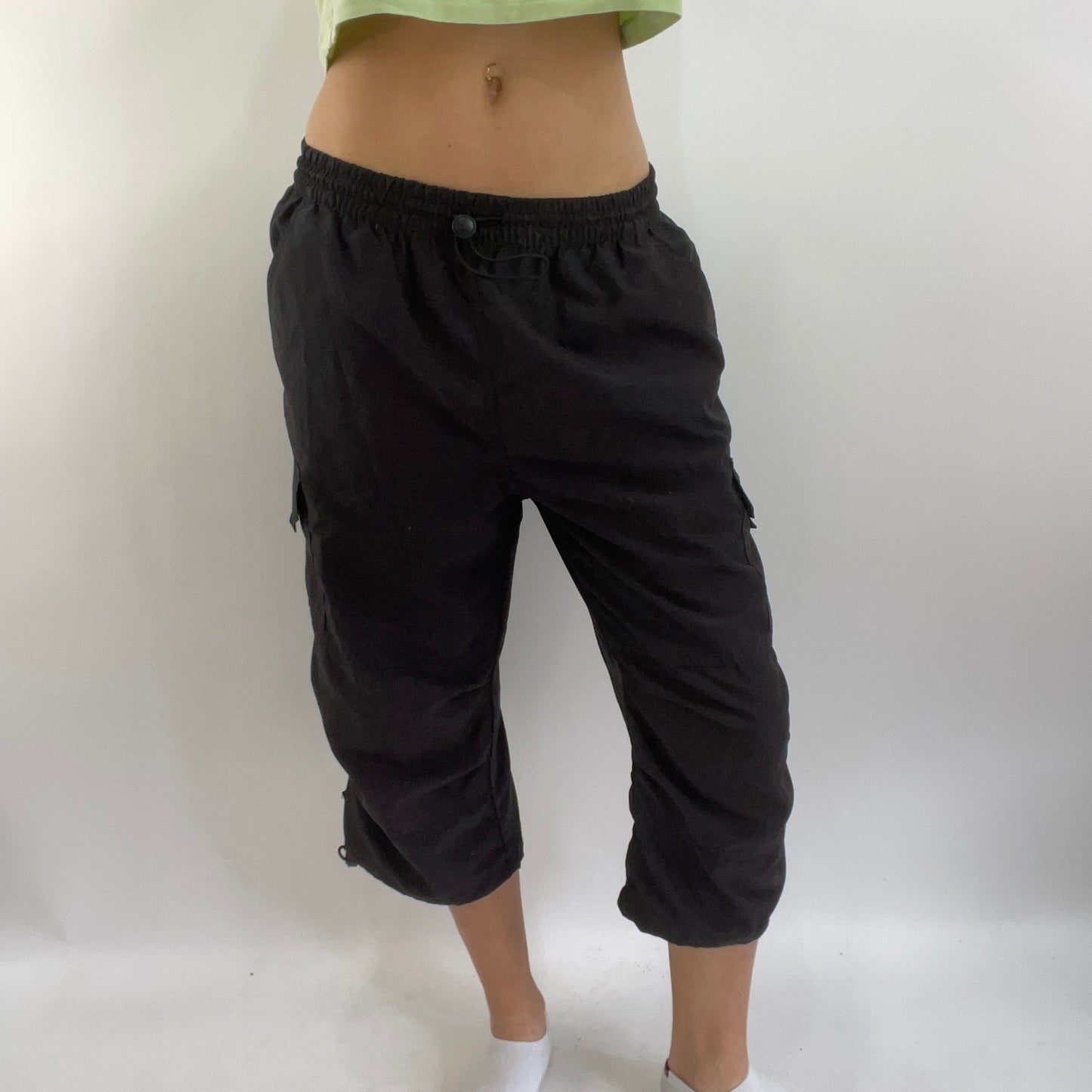 DROP 4 | small black cargo cropped cargo trousers / capris