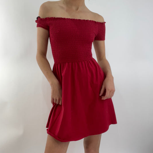 💻💚 DROP 4 | xs hollister red off the shoulder dress