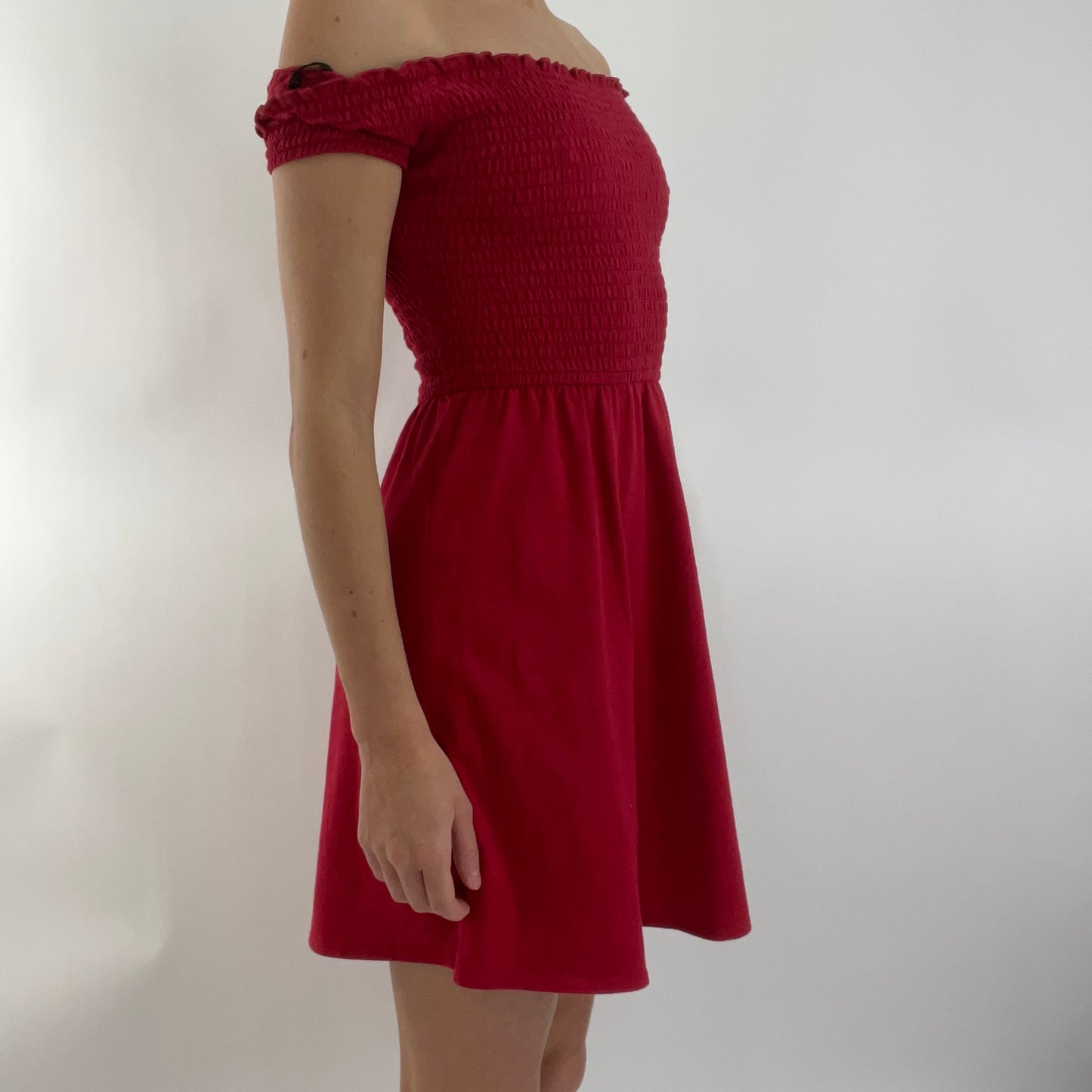 💻💚 DROP 4 | xs hollister red off the shoulder dress