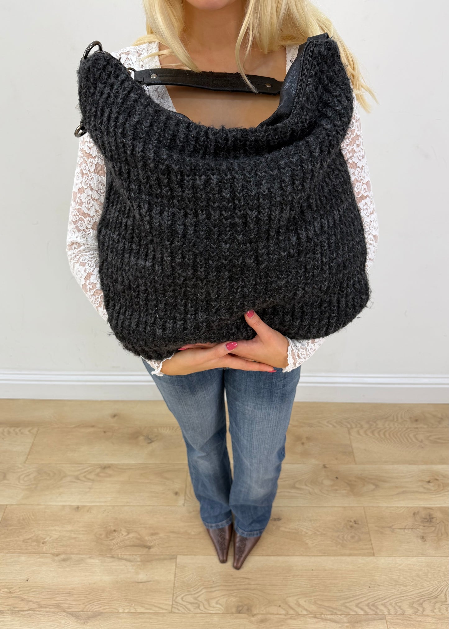 large black hobo shoulder bag detail view