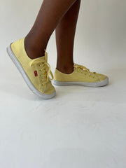aquamarine drop | uk 6 yellow levi's canvas trainers