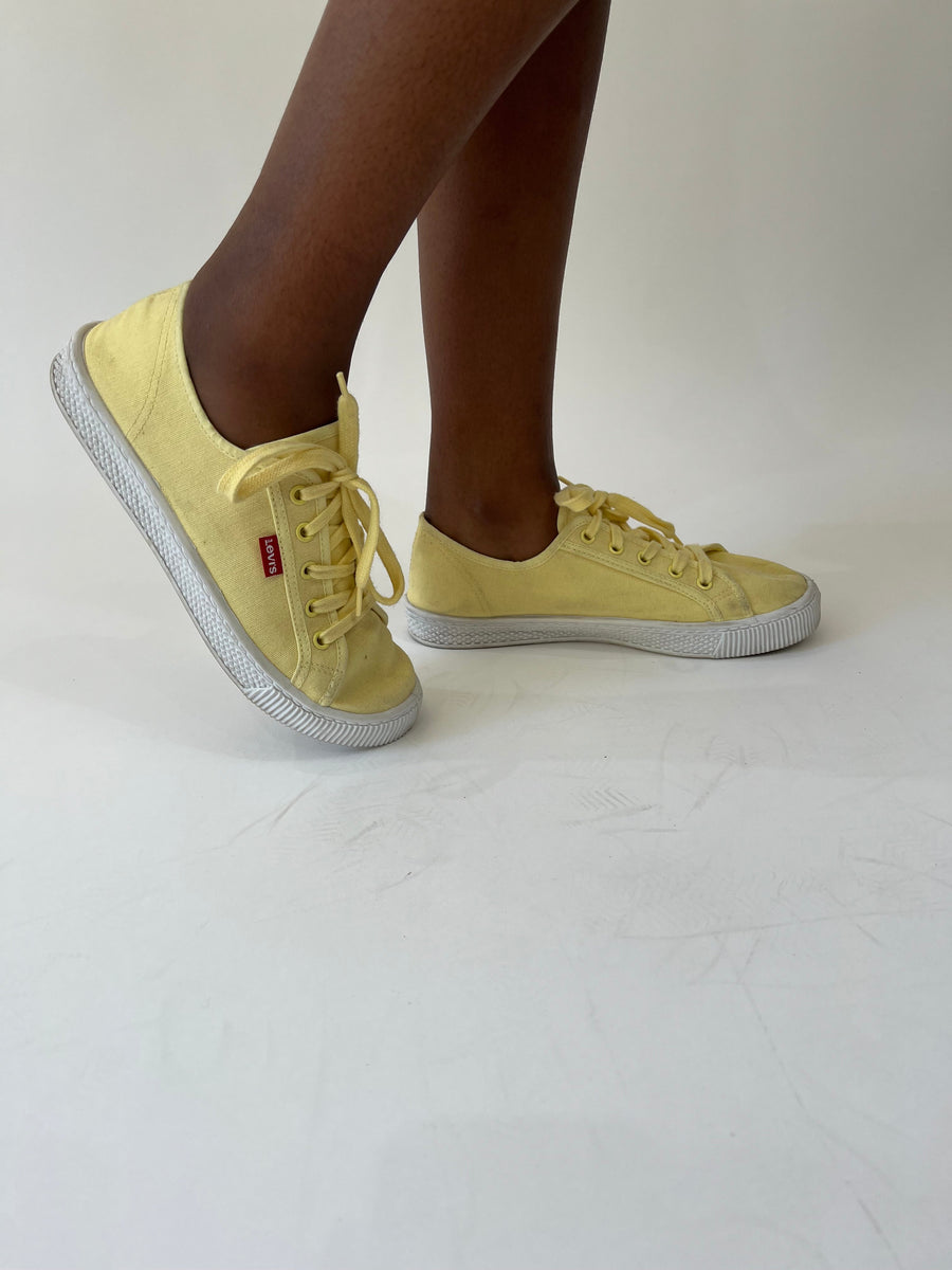 aquamarine drop | uk 6 yellow levi's canvas trainers