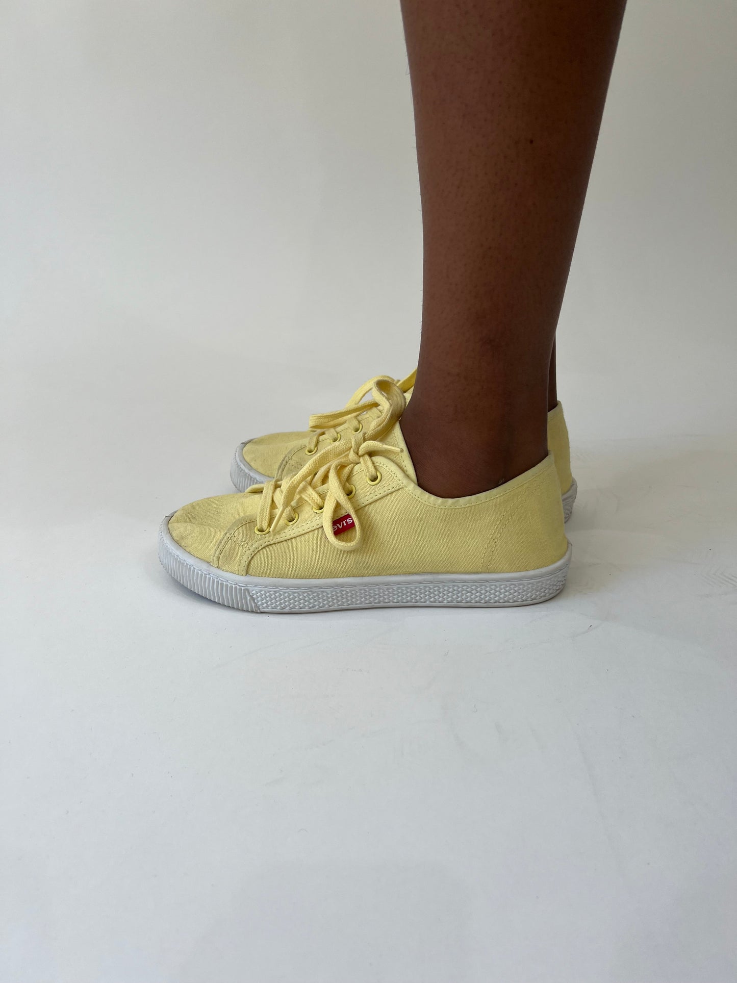 aquamarine drop | uk 6 yellow levi's canvas trainers