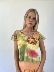 aquamarine drop | small green floral short sleeve top