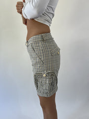 aquamarine drop | medium beige plaid cargo long shorts