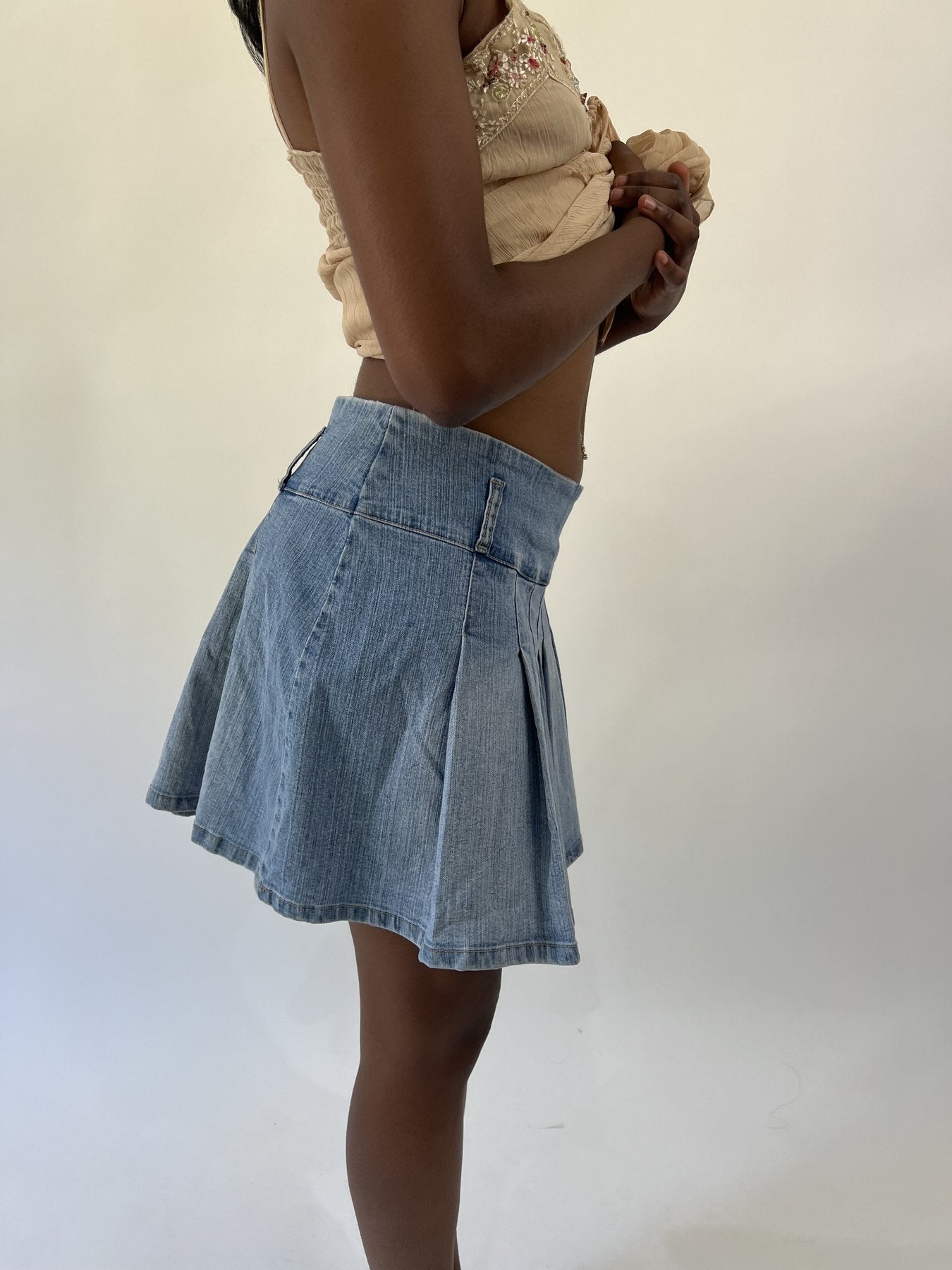 aquamarine drop | small light blue pleated denim mini skirt