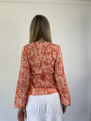 aquamarine drop | small peach floral long sleeve top