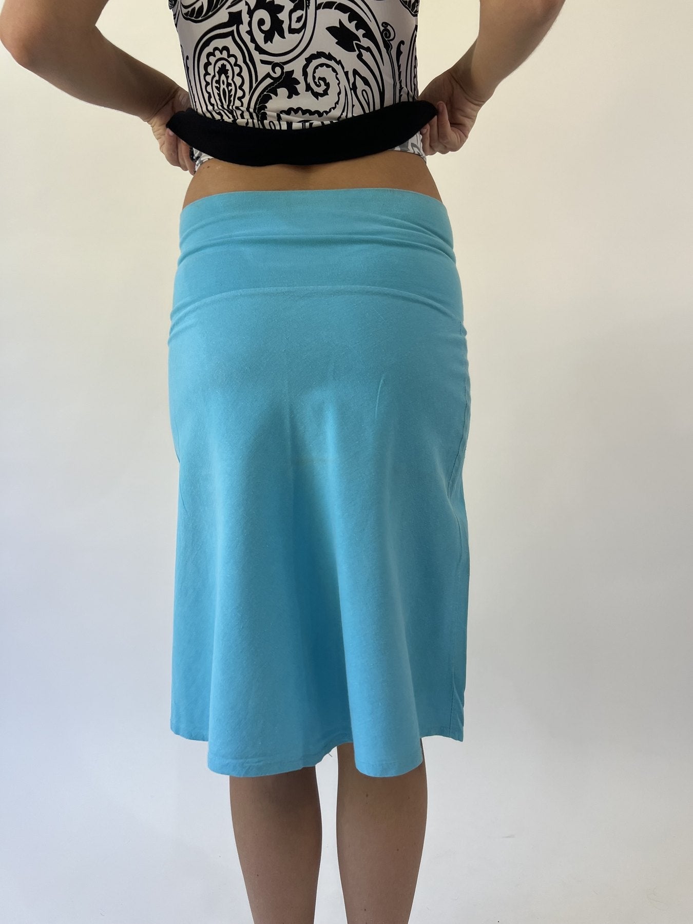 aquamarine drop | small turquoise blue midi skirt