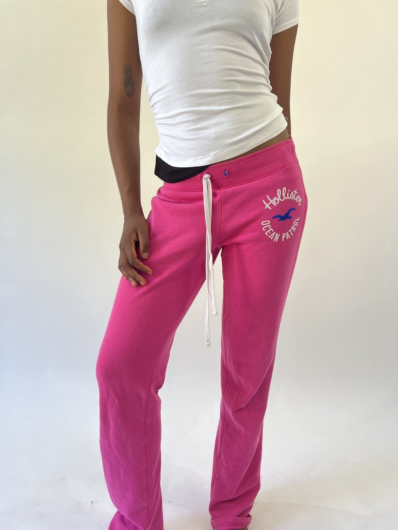 aquamarine drop | small pink hollister track pants