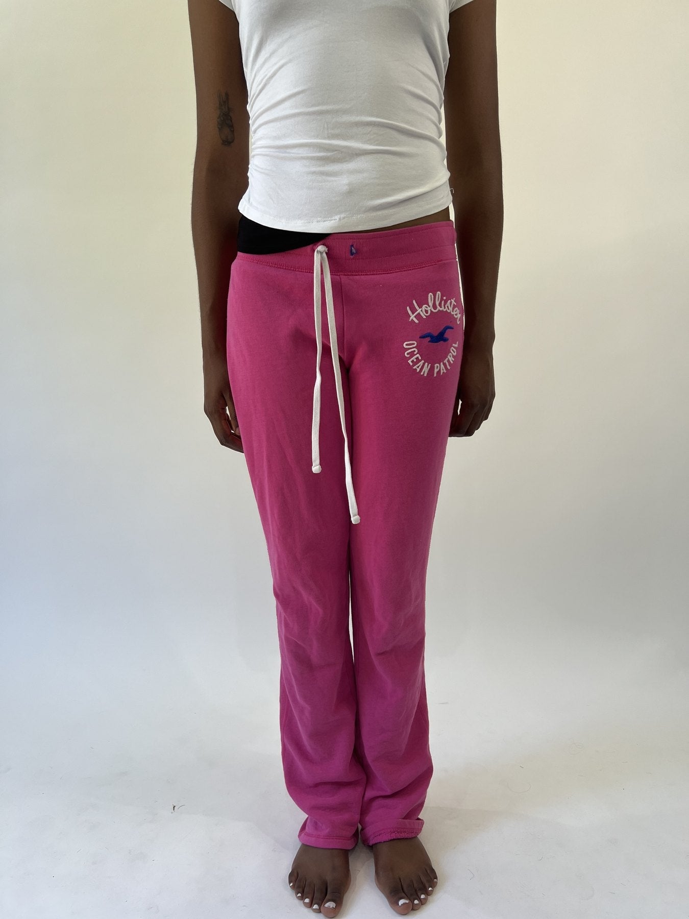 aquamarine drop | small pink hollister track pants