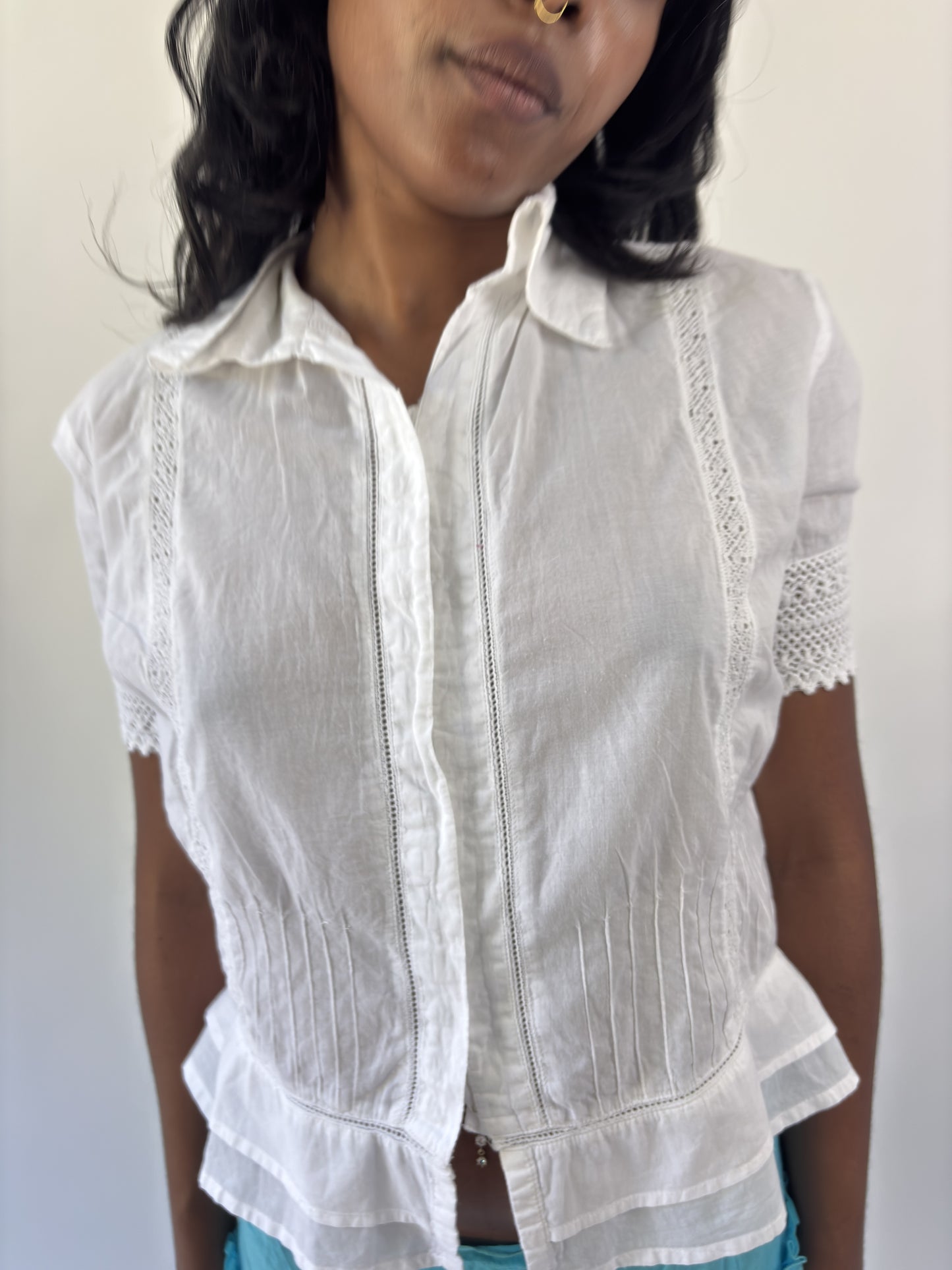 aquamarine drop | small white lace trim short sleeve blouse