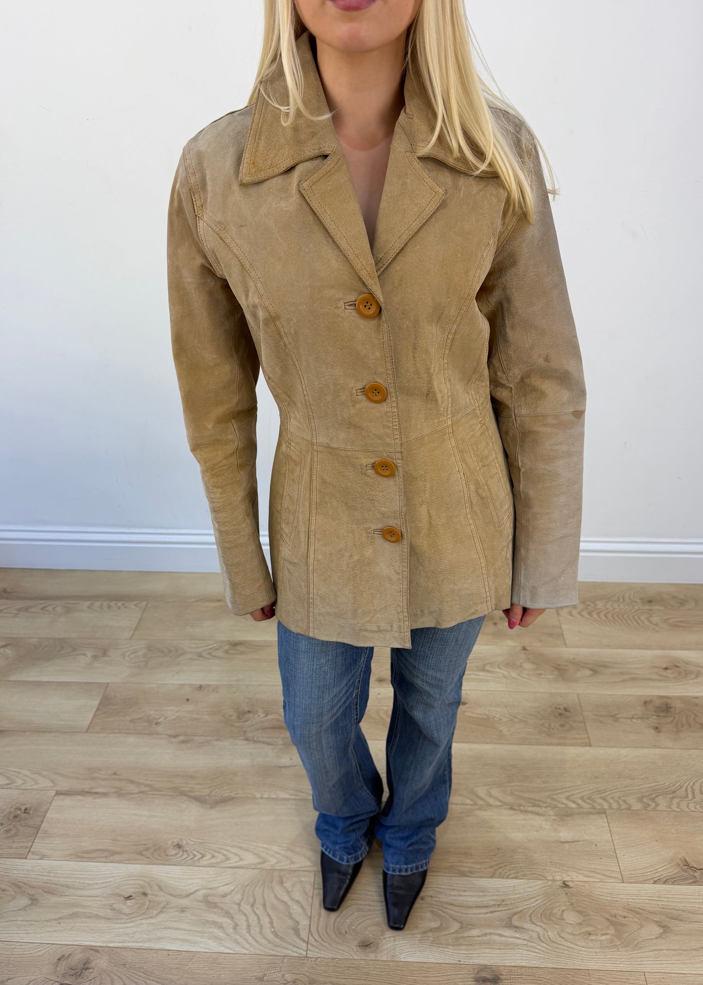 medium tan suede jacket view 3