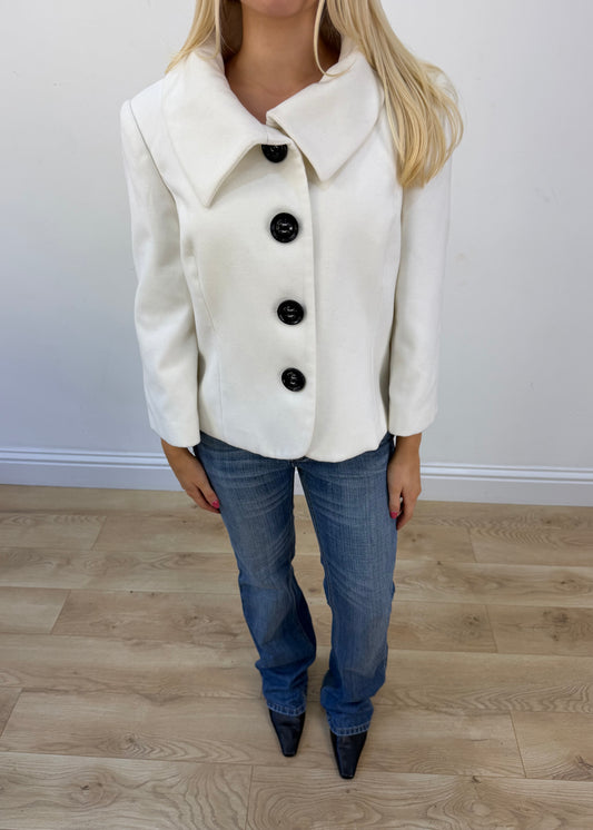 medium white peacoat view 2