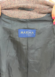 medium brown fitted jacket label