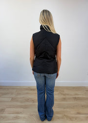 medium black padded gilet view 4