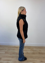 medium black padded gilet view 5