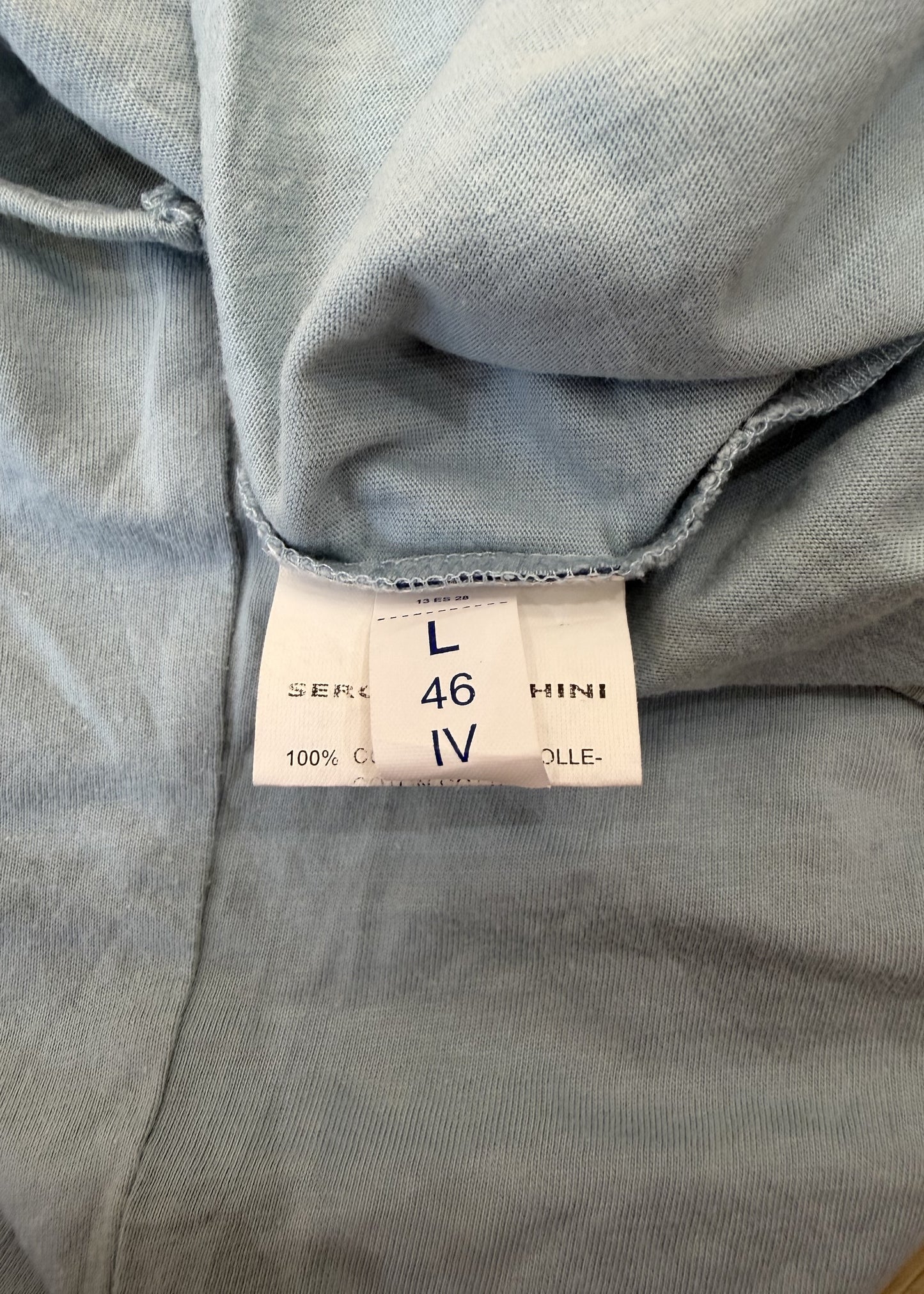 medium/large blue halterneck top label