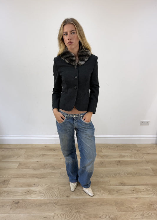 Small grey faux fur collar blazer 1