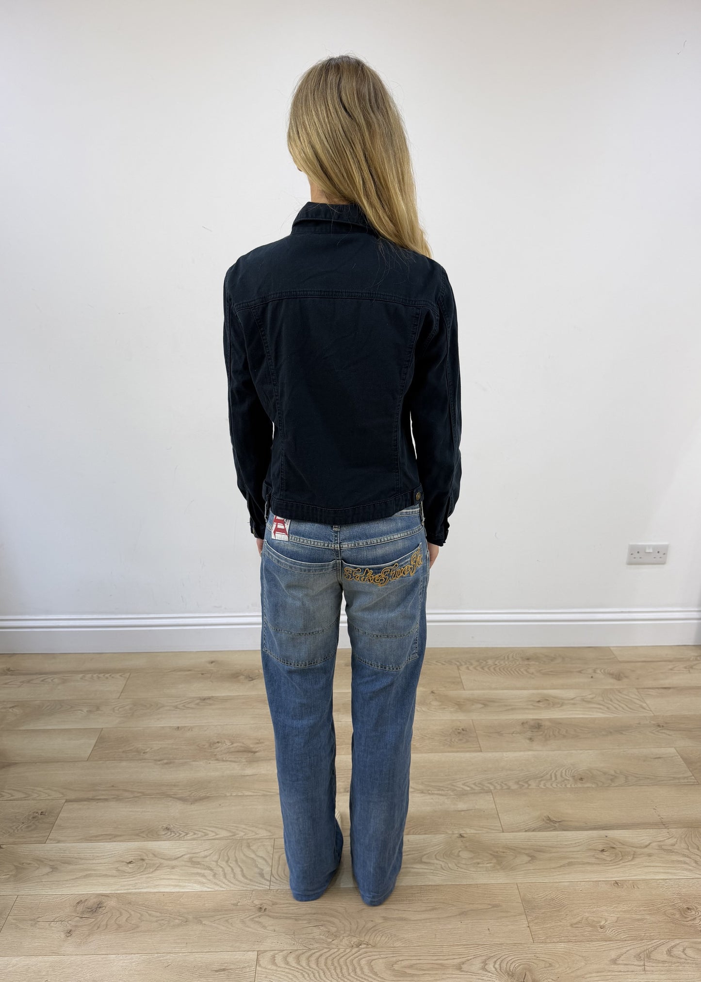 medium navy denim jacket image 7