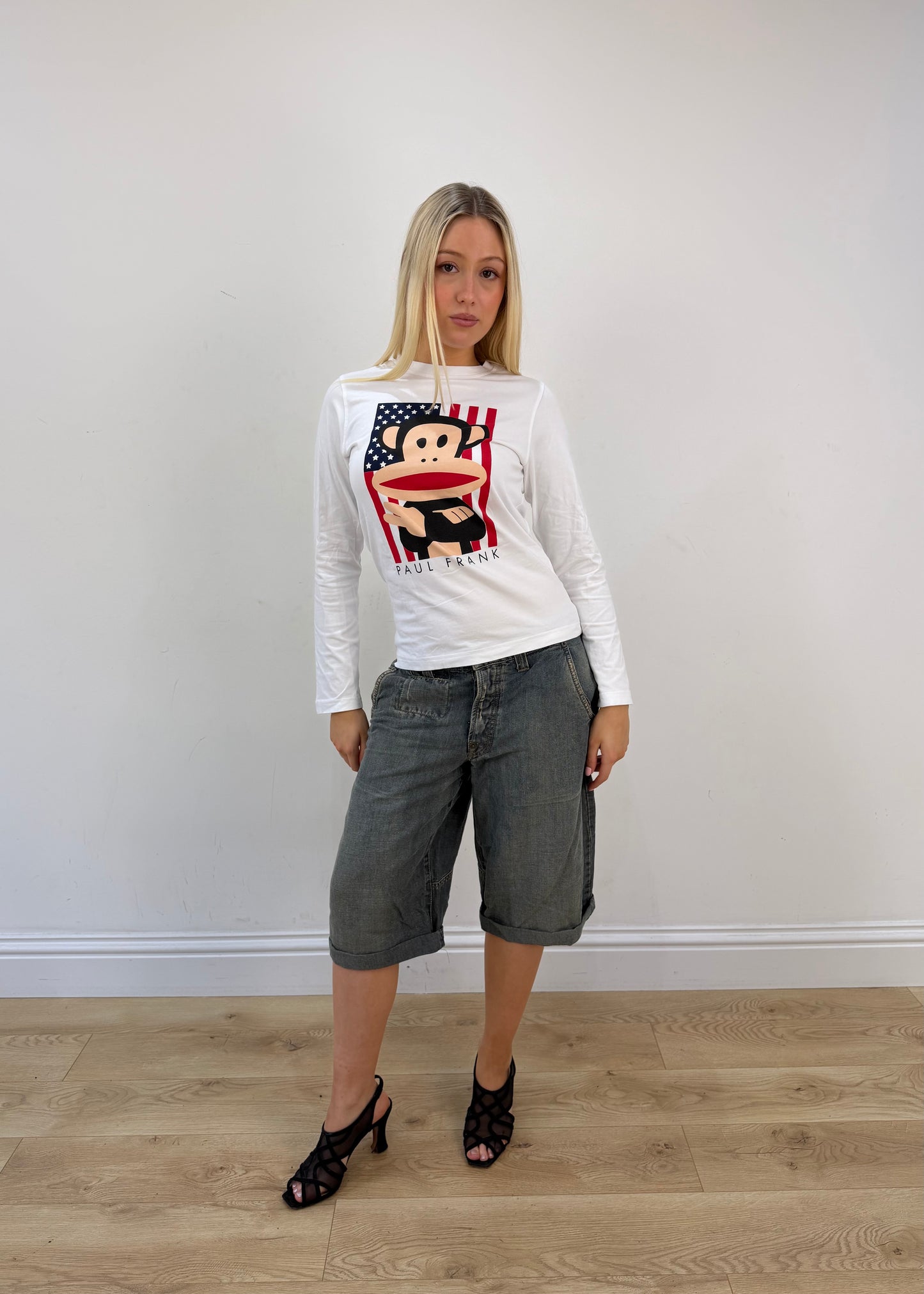 small grey guess denim knee-length shorts image 3