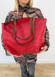 one size red tote handbag image 2