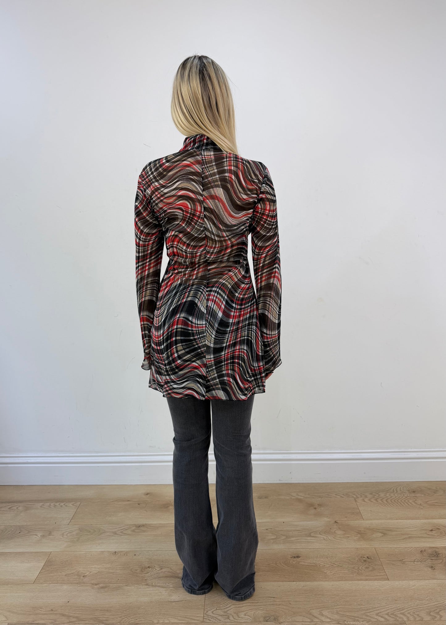 medium black and red d&g sheer tunic dress image 6