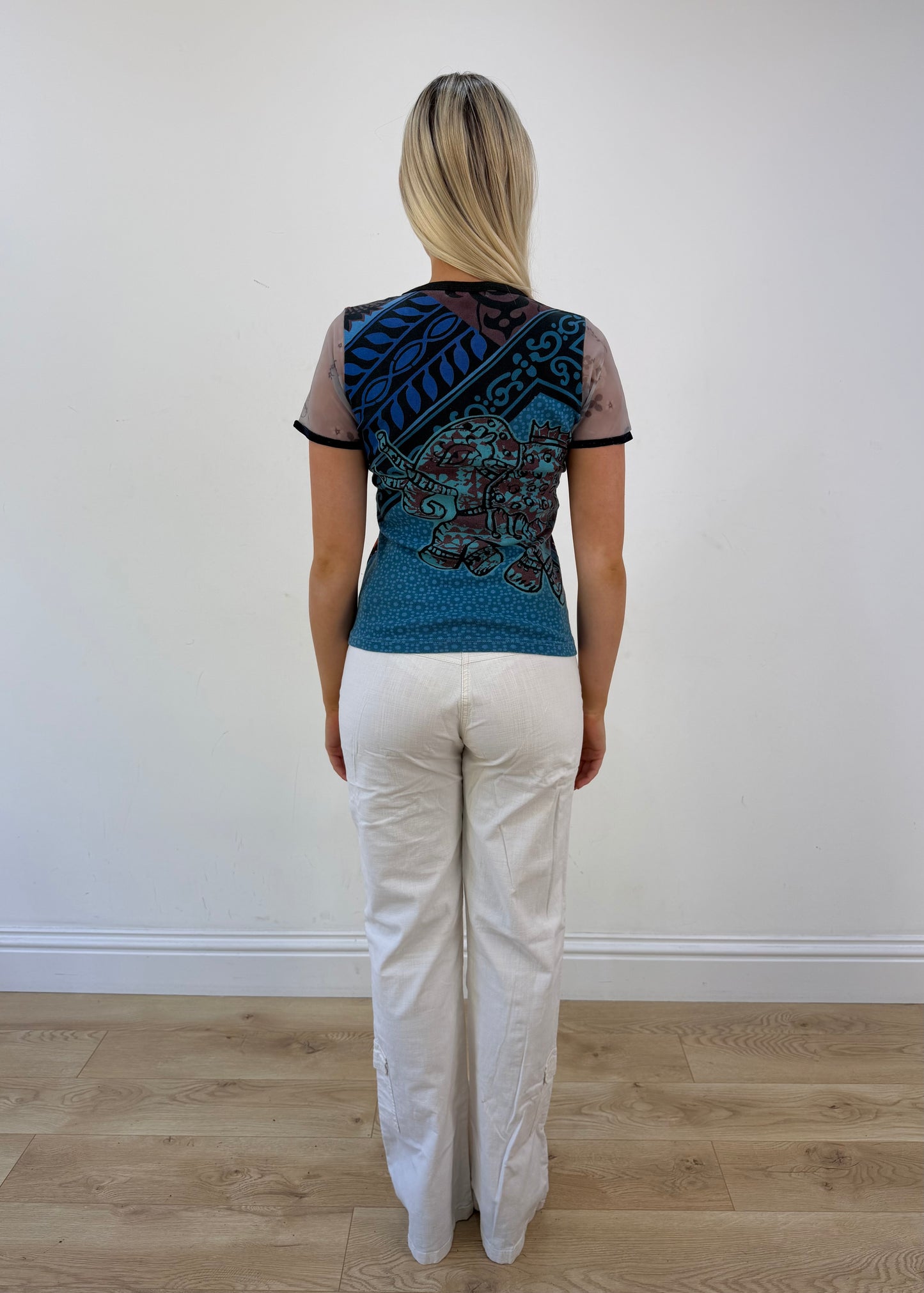 small custo barcelona orange and white patterned top view 5