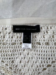 white chill sportswear medium label